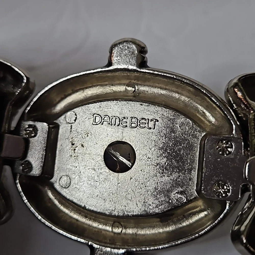 The Leather Shop  Belt Black  Dame Belt accent Buckle  Pre-owned
